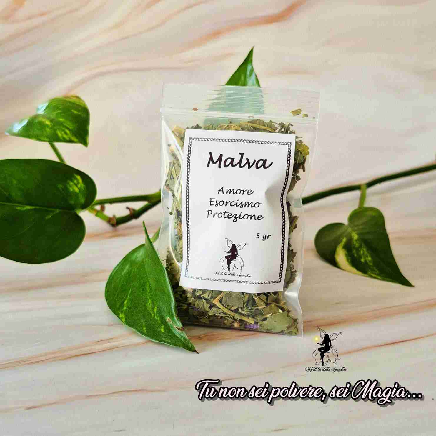 Malva in foglie